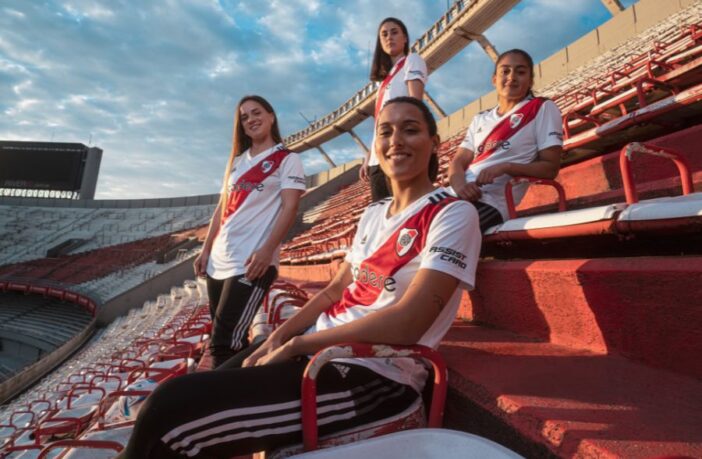 Argentina Kotex Un Nuevo Jugador En El Equipo De F Tbol Femenino De