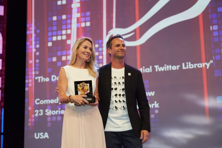 El Grand Prix de Outdoor contra Trump