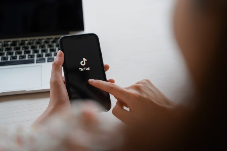 DoubleVerify amplía capacidades de seguridad potenciadas por IA para anunciantes de TikTok
