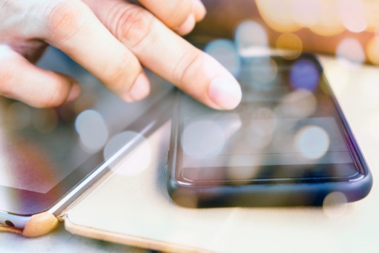 Smartphones y 5G: cómo influirán en la inversión publicitaria de las empresas de telecomunicaciones