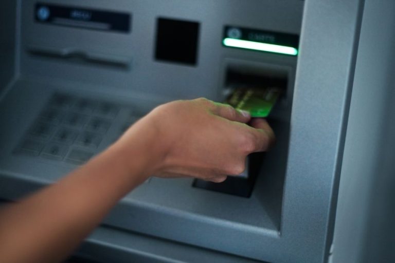 Todo cambia, y los bancos también: cómo se transforman en la era del covid-19 y los neobancos