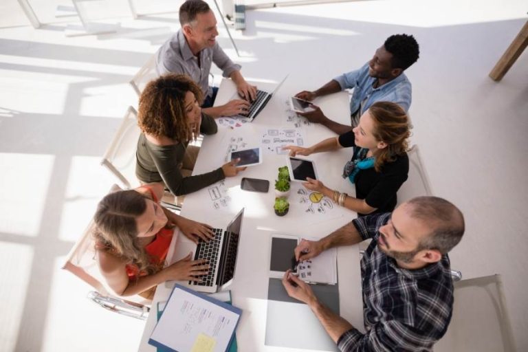 Adobe presenta una metodología para optimizar el desempeño de la industria creativa