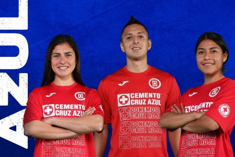 México: Cruz Azul lanza una edición especial de su camiseta en apoyo a la Cruz Roja