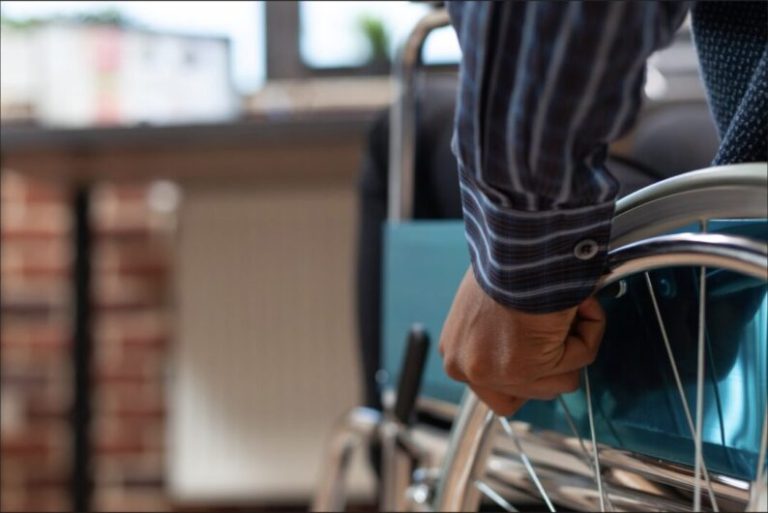 Uber y Cabify se unen para más oportunidades para personas con discapacidad