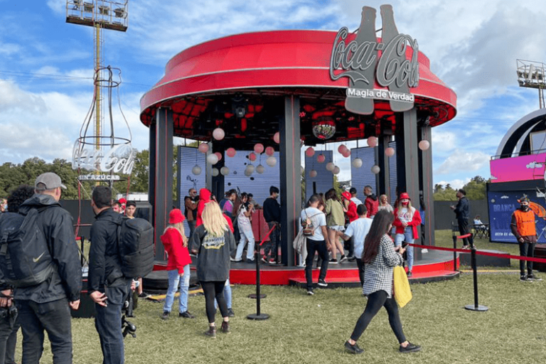 Baile y reciclaje: la participación de Coca Cola Argentina en Lollapalooza 2022