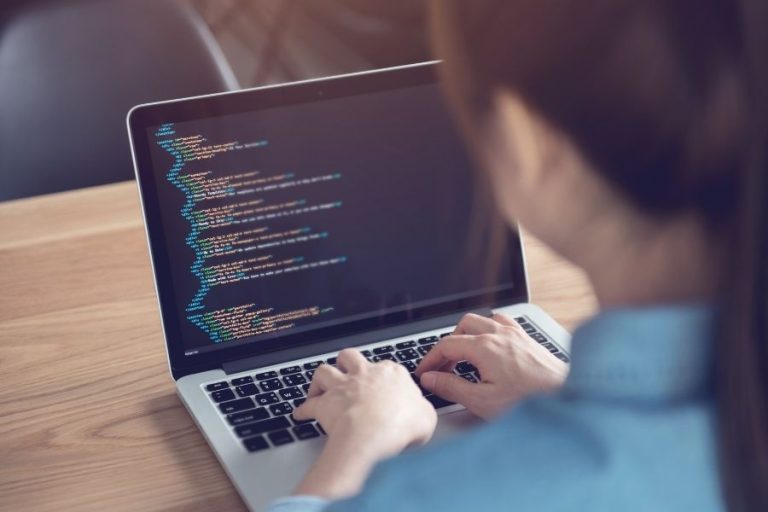 Oracle México lanza un programa tecnológico gratuito para formar a los profesionales del futuro