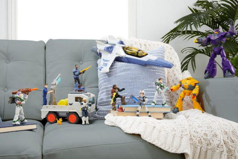 México: Mattel, Disney y Pixar le dan la bienvenida a un héroe de otra galaxia