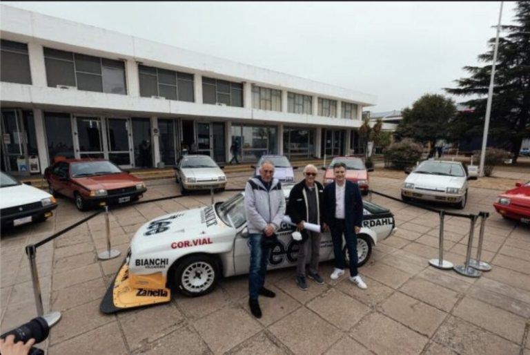 La llama sigue encendida: Renault Fuego celebró su aniversario número 40 en Argentina