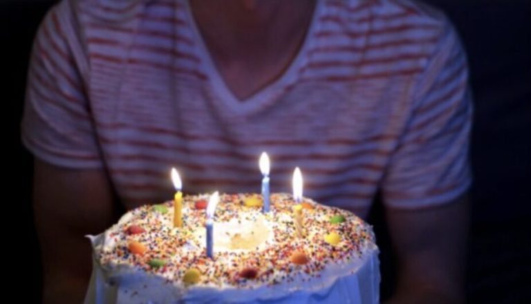 Bigbox invita a agasajar a los argentinos que cumplen años en la fecha más común en el mundo