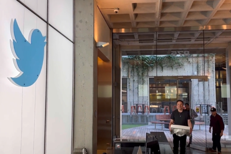 Elon Musk concreta la compra de Twitter. ¿Cómo cambiará la red social a partir de ahora?