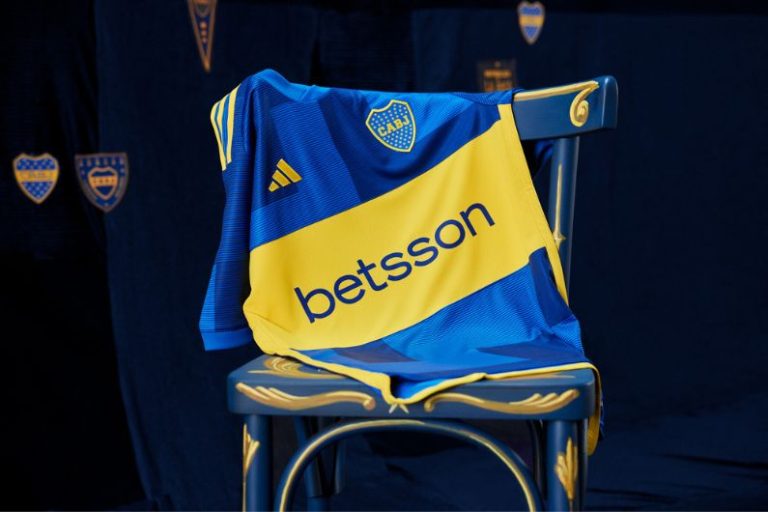 Presentan la nueva camiseta de Boca Juniors inspirada en Caminito