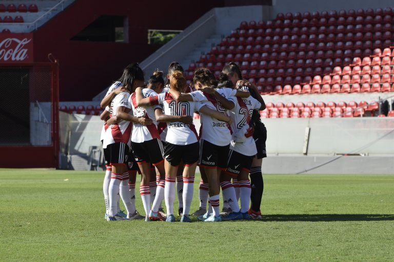 Argentina: River Plate y Kotex celebran el Día del Fútbol Femenino