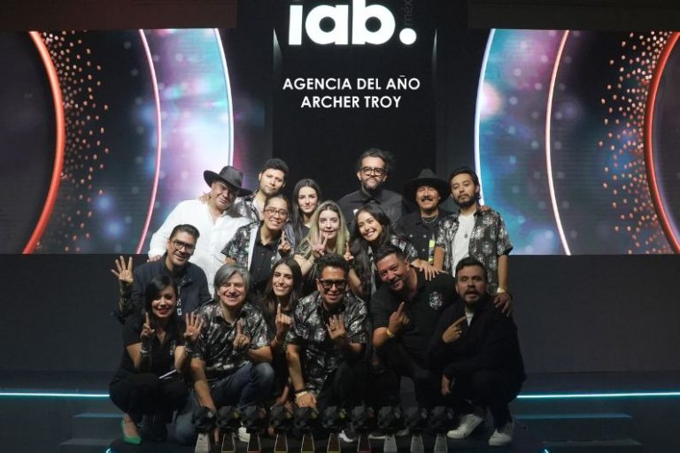 Archer Troy triunfa en los premios IAB Mixx al llevarse el galardón a la mejor Agencia del Año