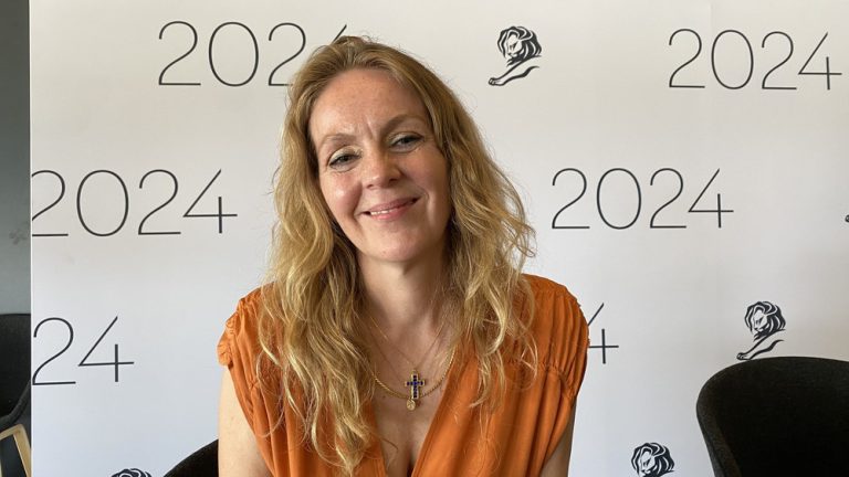 Innovación y simplicidad: las claves del éxito del GP de Perú según la presidenta del jurado de Design, Fura Johannesdottir