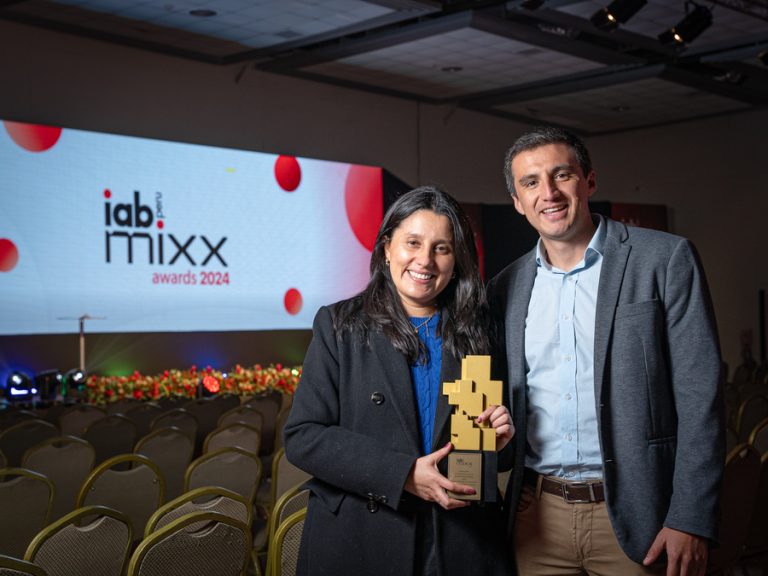 IAB Mixx Perú 2024: Entel se llevó el oro en Herramientas para la transformación digital