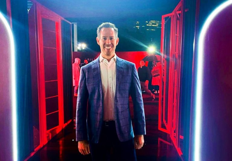 El relanzamiento de Colgate Luminous White según Ari Mandelbaum: innovación y onmicanalidad para conectar con el consumidor