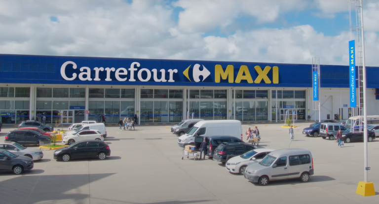 Carrefour Maxi se renueva con “ofertones” para compras pequeñas, familiares y de comercios