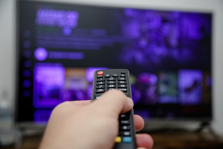 Nuevo estudio de Teads: CTV se destaca entre las opciones de inversión publicitaria en América Latina