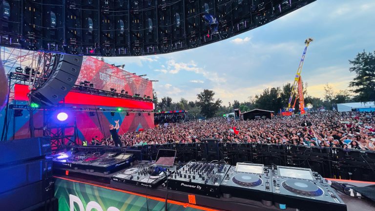 De la oficina al escenario: el CEO de Heineken México debutó como DJ en EDC 2025