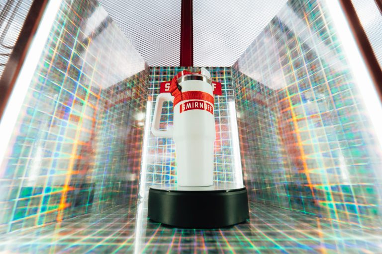 Smirnoff llegó a EDC México para celebrar con los mejores cocteles y beats