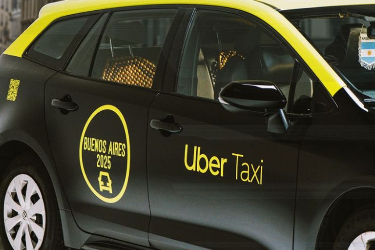 El taxi porteño desembarcó en París gracias a una campaña global de Uber