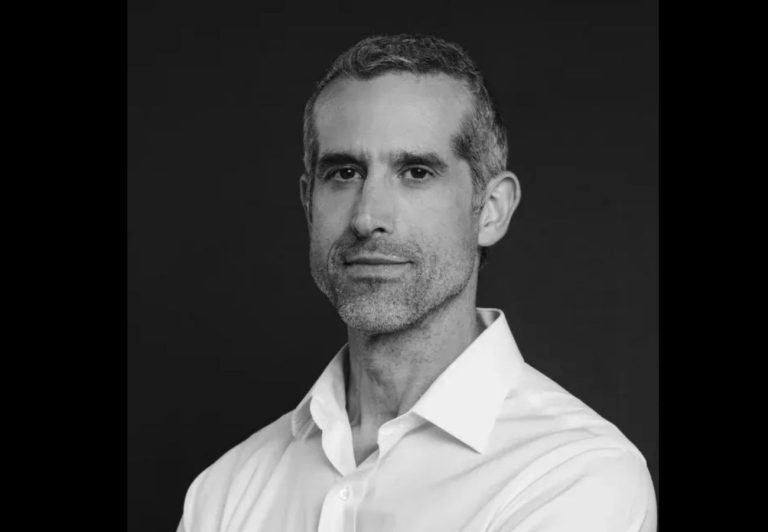 R/GA lanza su plataforma de optimización para búsquedas en IA