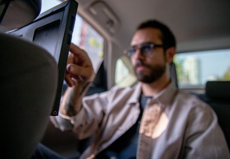 OLA Media lanza estrategia de Mobility Media para llevar a las marcas al Mundial 2026