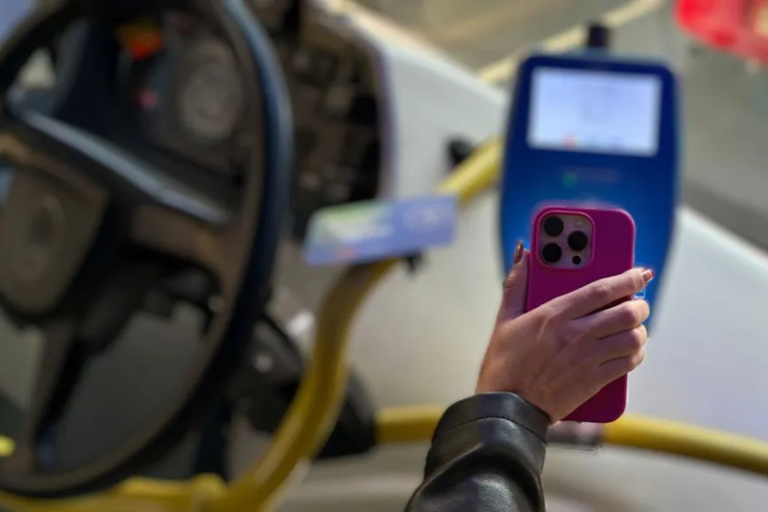 Lo nuevo de Mercado Pago en Argentina: ya se puede pagar el colectivo con el código QR