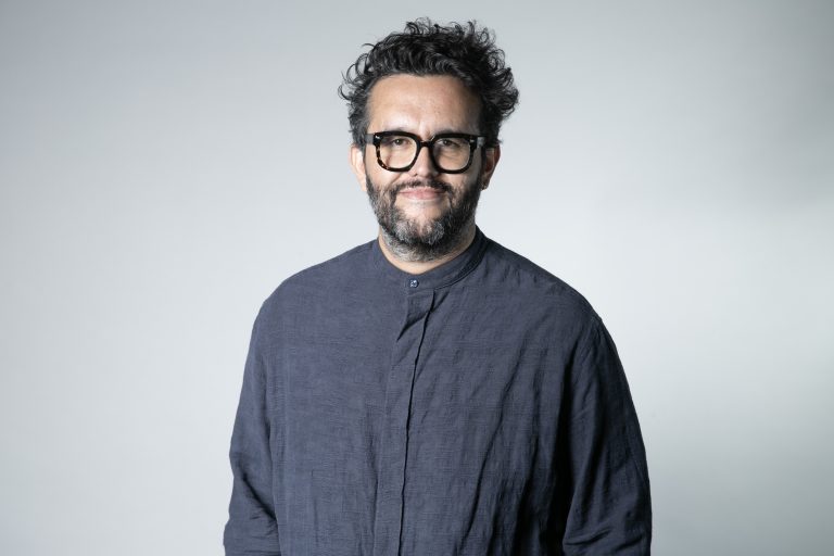 Alejandro Tamayo es el nuevo director creativo para cinco países de Latinoamérica en LLYC