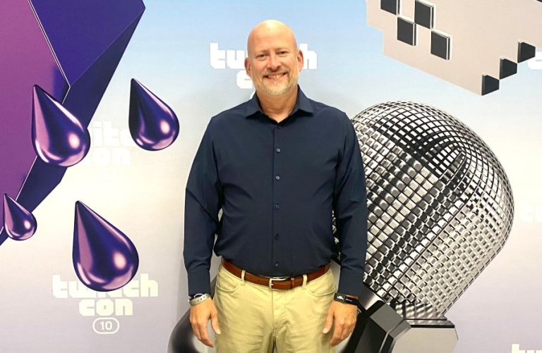 TwitchCon 2025: Mike Minton afirma que la monetización comienza con la comunidad y crece con la confianza