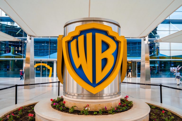 Paramount contraataca y lanza una oferta para quedarse con Warner Bros