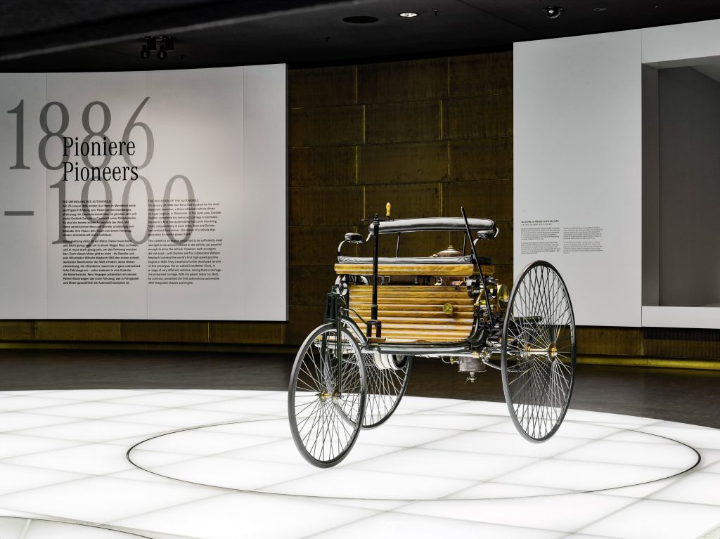 http://Museo%20Mercedes-Benz,%20Stuttgart%20Benz%20Patent-Motorwagen