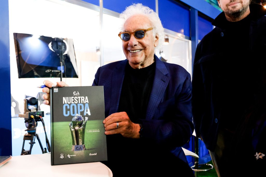 PRESENTACION LIBREO CA - NUESTRA COPA - 30-4-26 - GONZALO COLINI-24