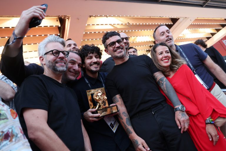 Mercado Libre se lleva un Grand Prix y dos leones de plata el primer día de Cannes Lions